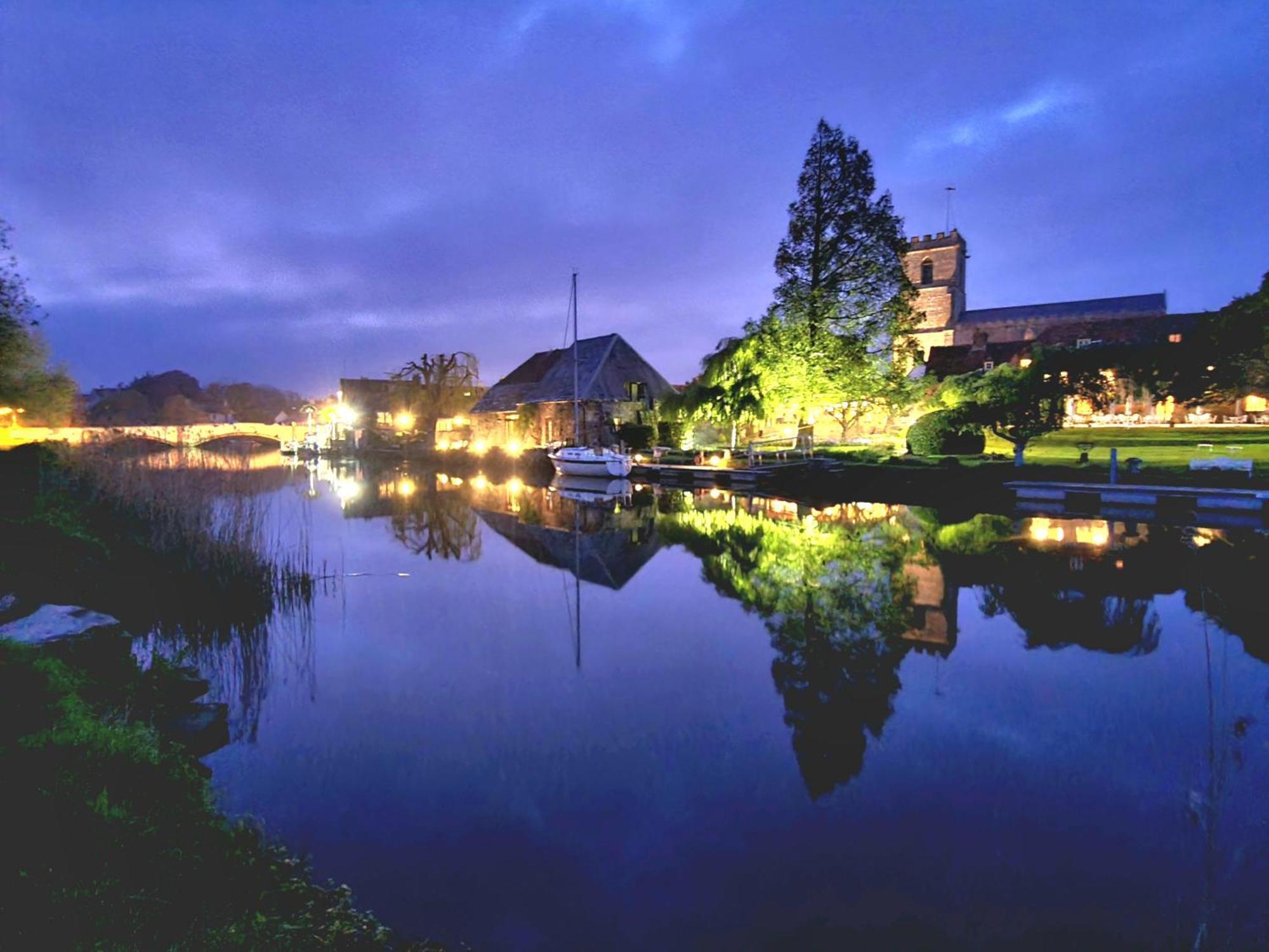 The Hideaway - Luxury Townhouse Villa Wareham Buitenkant foto